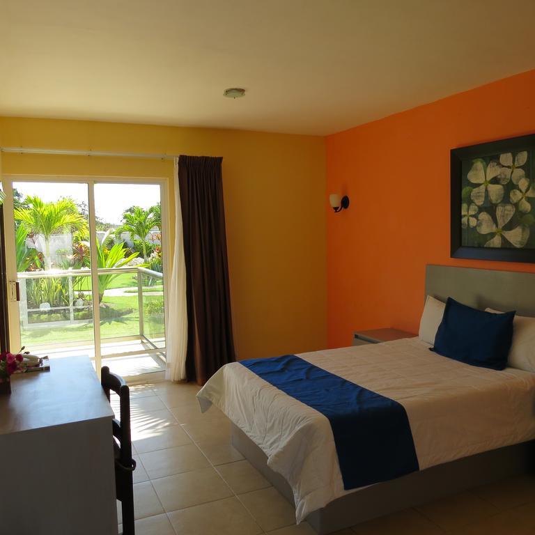 Lua Hotel Champoton Exterior photo